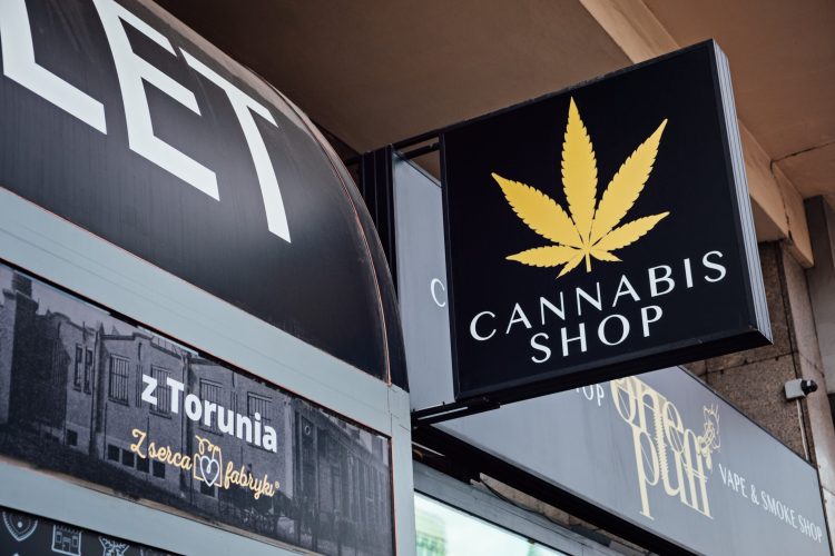 shutterstock 2208530131 min